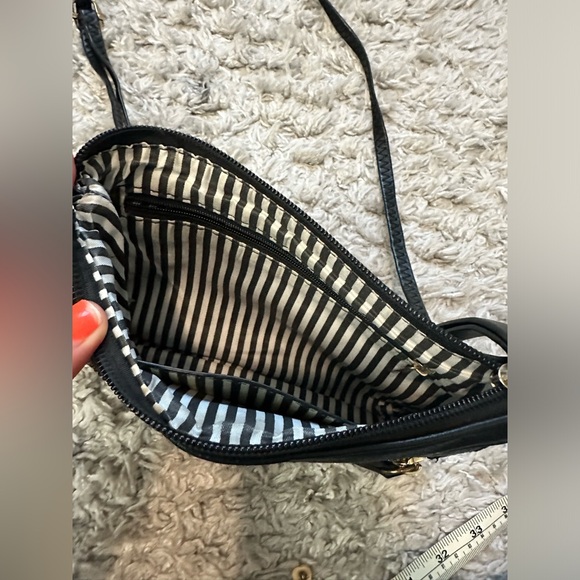 black small crossbody bag purse - Picture 4 of 7